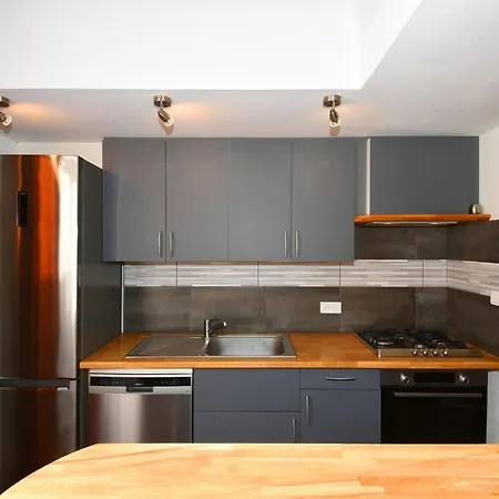 Lejlighed Maison Avec Garage Pres Grande *